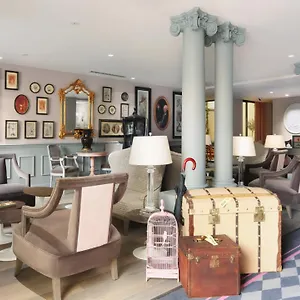 La Maison Favart 4* Párizs