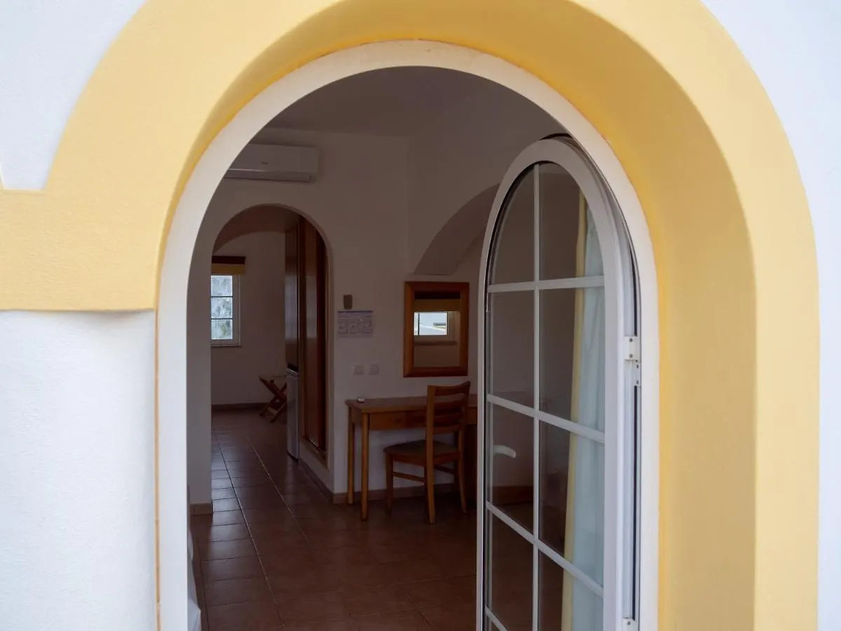 Luz Bay Hotel
