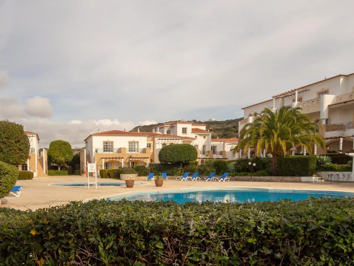 Luz Bay Hotel